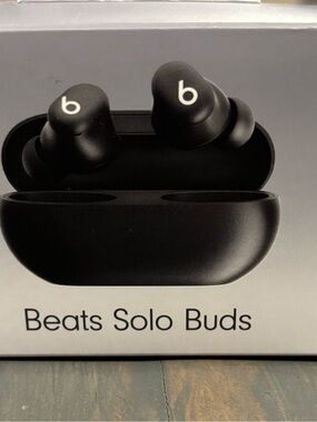 Beats by Dre Solo Buds True Wireless Earbuds in Black